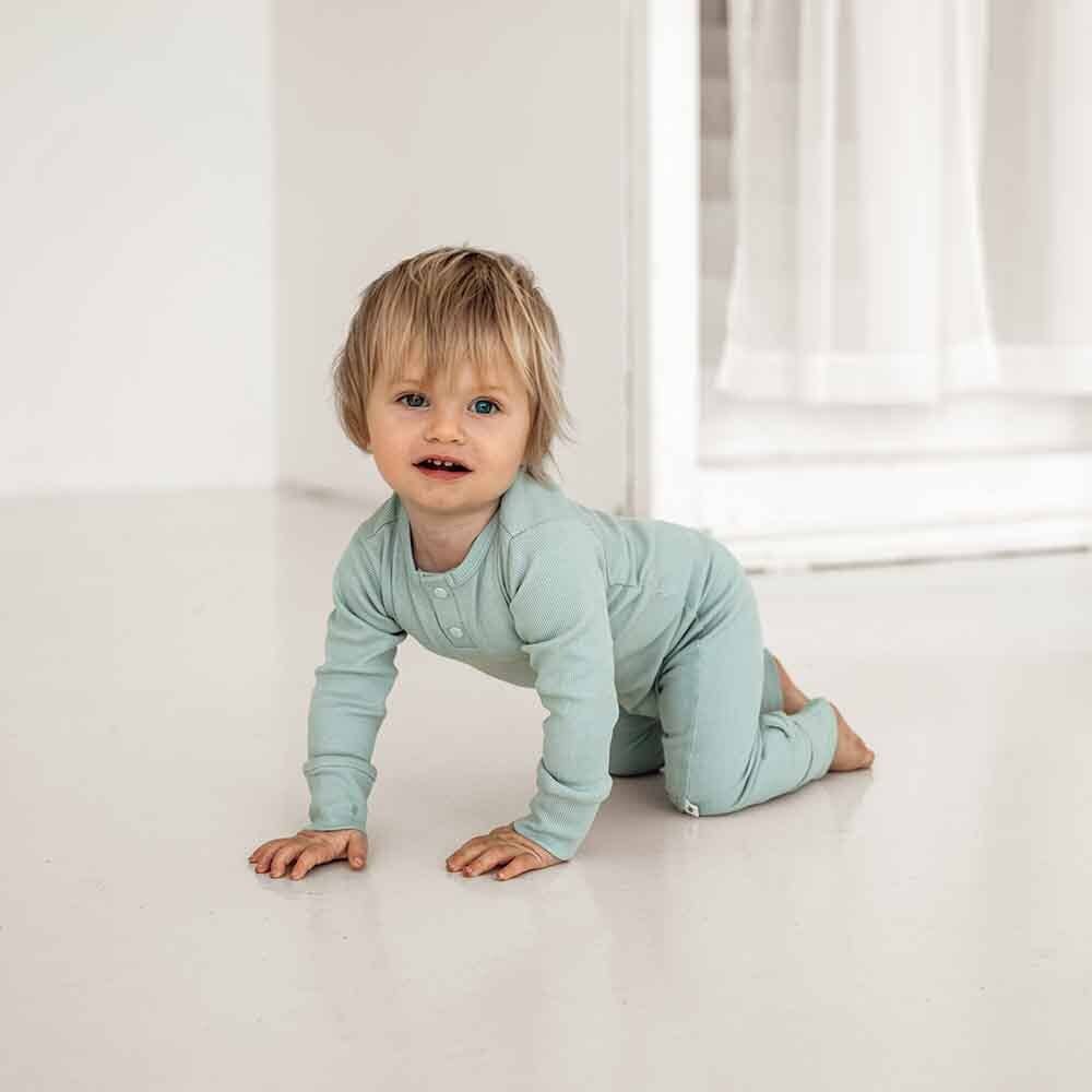 Sage Organic Growsuit: Newborn (0000)