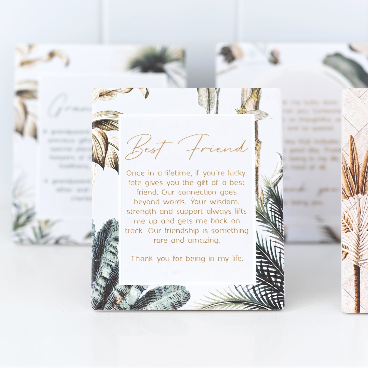 Forever Friends Gift Box keepsake item detail