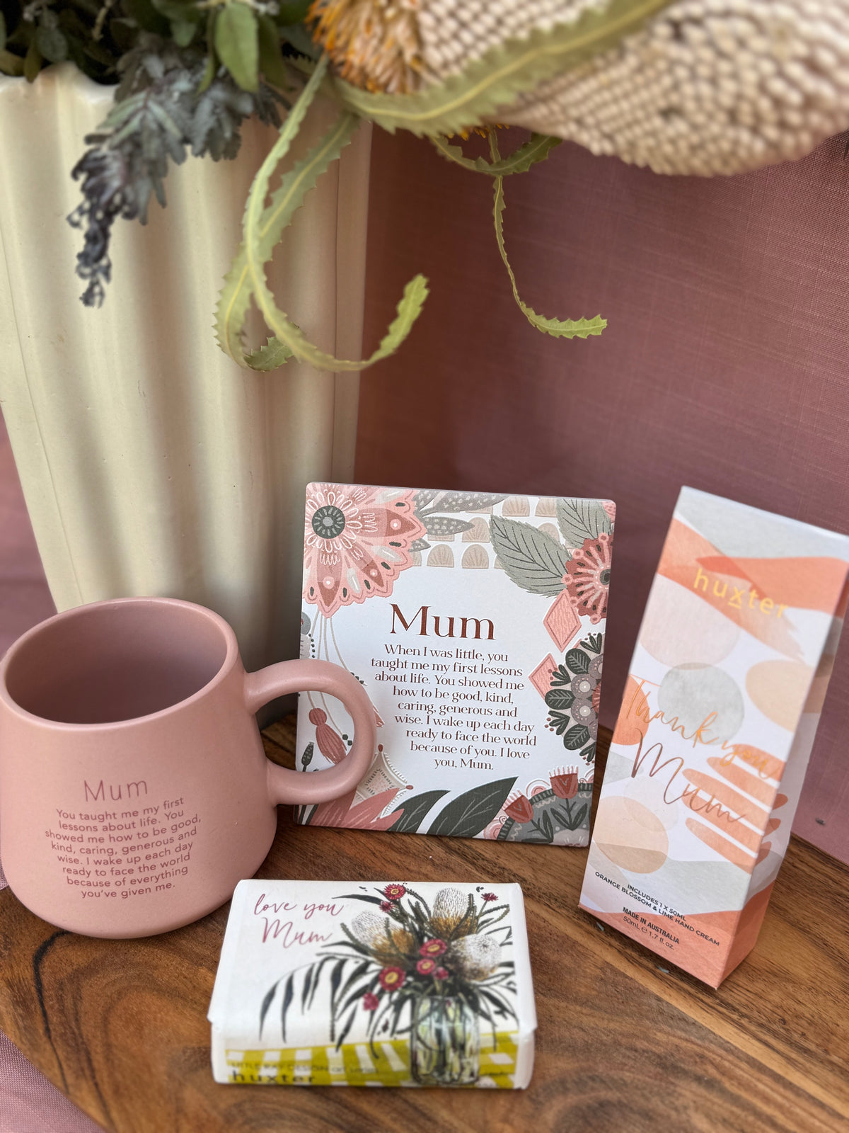 Unwind Queen Gift Box