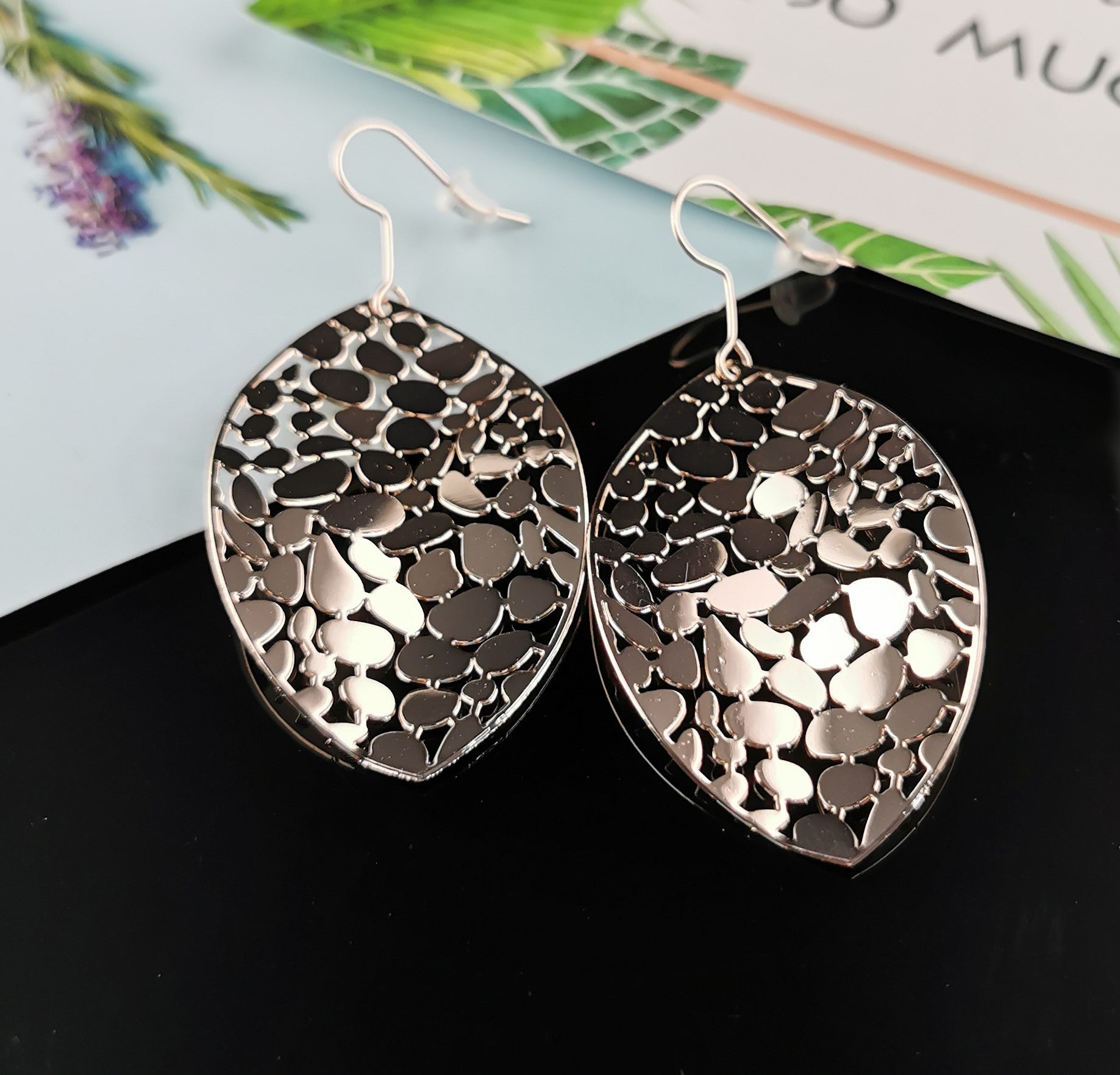 S.H.E. Jewellery Elegant Earrings