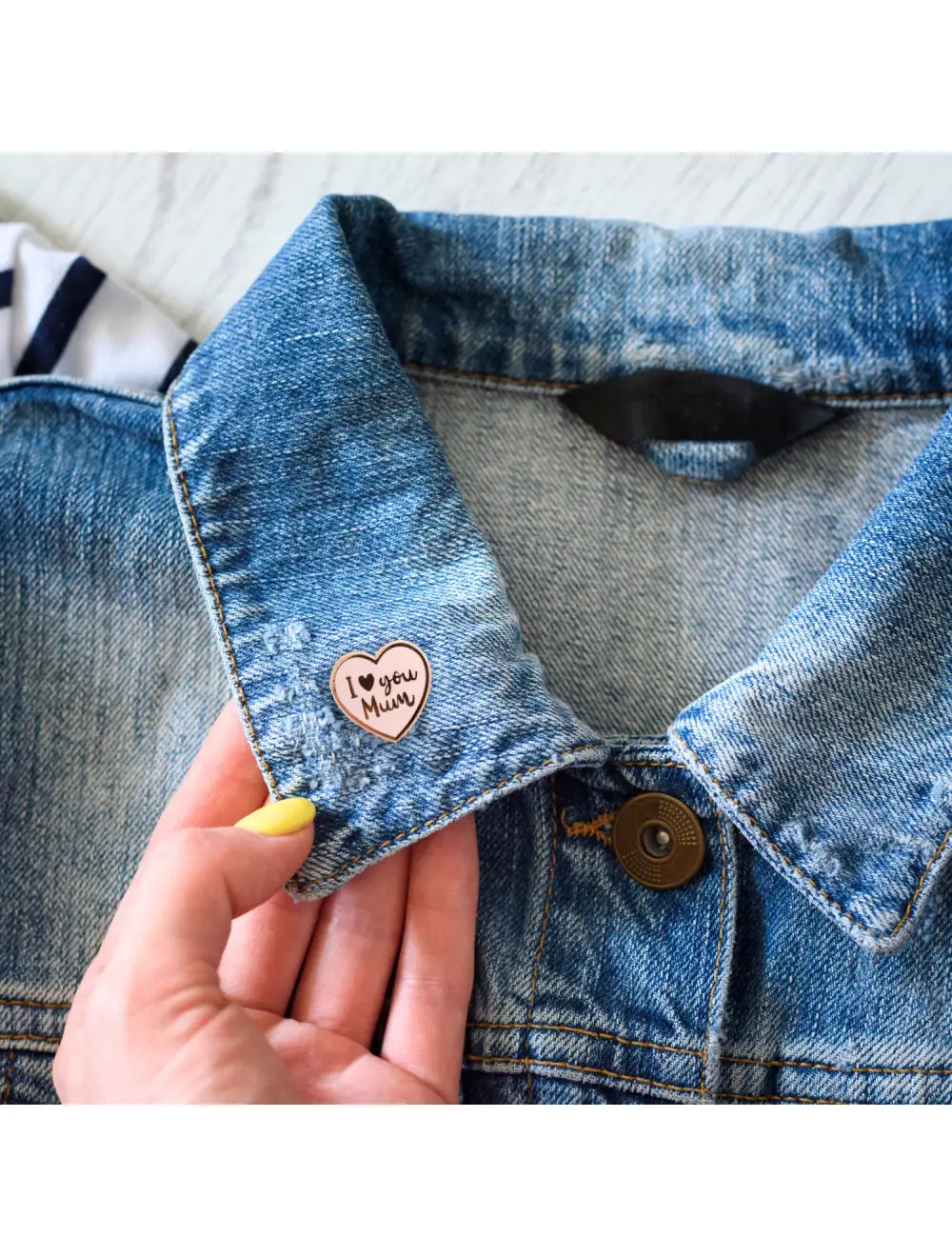 Mum Keepsake Pin